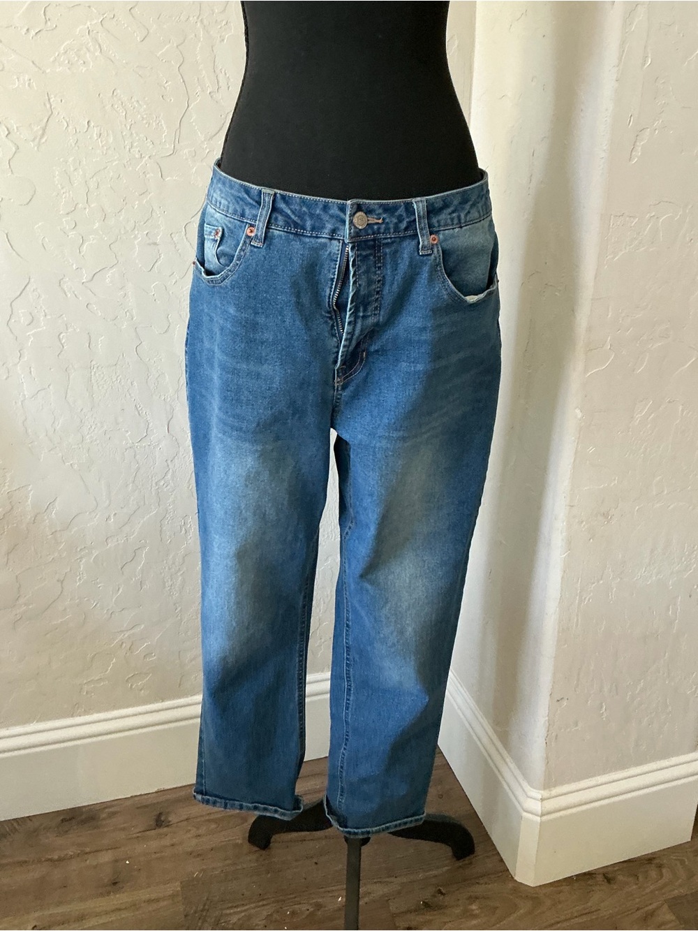 FRYE Classic Blue Denim Jeans